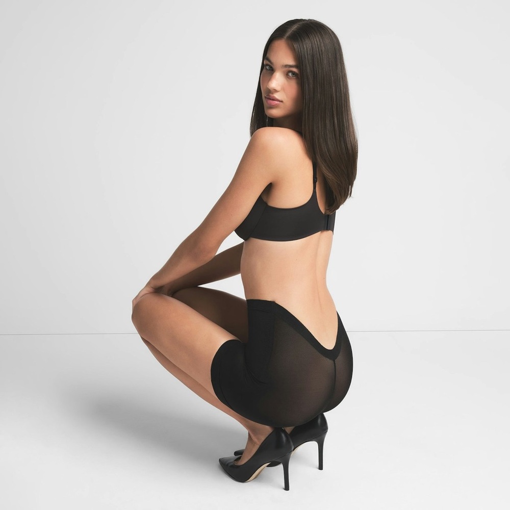 SKIMS Sheer Sculpt Low Back Short XL